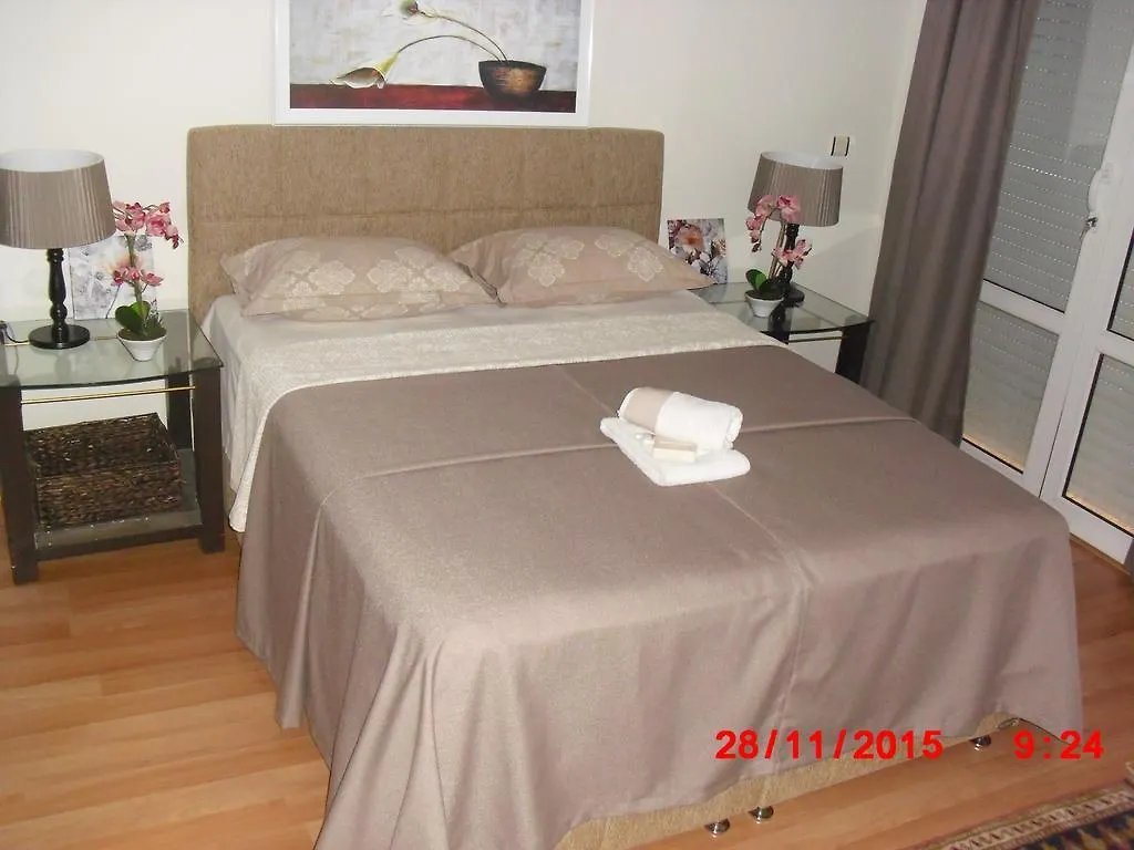 Gaby Apartment 쿠사다시