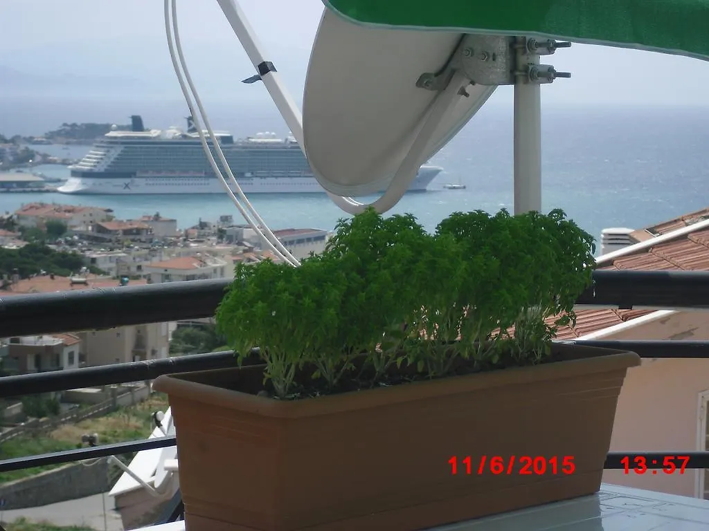 Gaby Apartment 쿠사다시