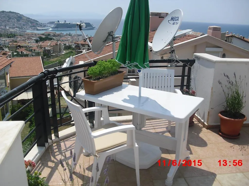 Gaby Apartment 쿠사다시 0*,